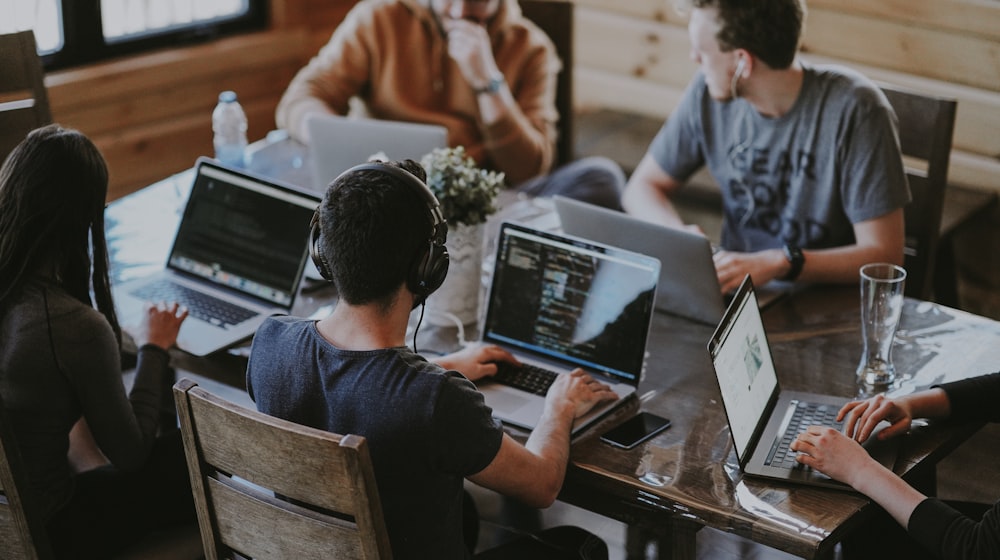 Contexte terrain — stratégie de contenu et leads — E-E-A-T en 2026 : les preuves concrètes pour une agence web locale